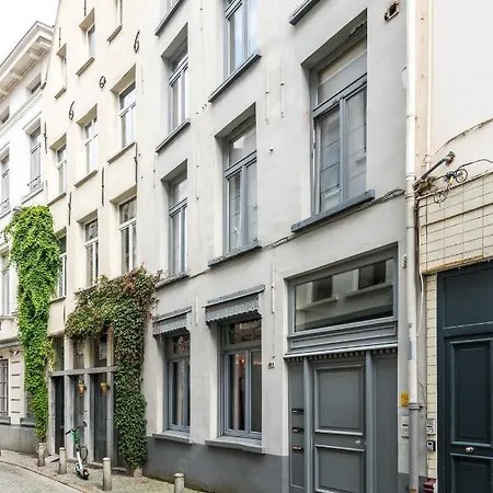 Beautiful In The Heart Of Apartment